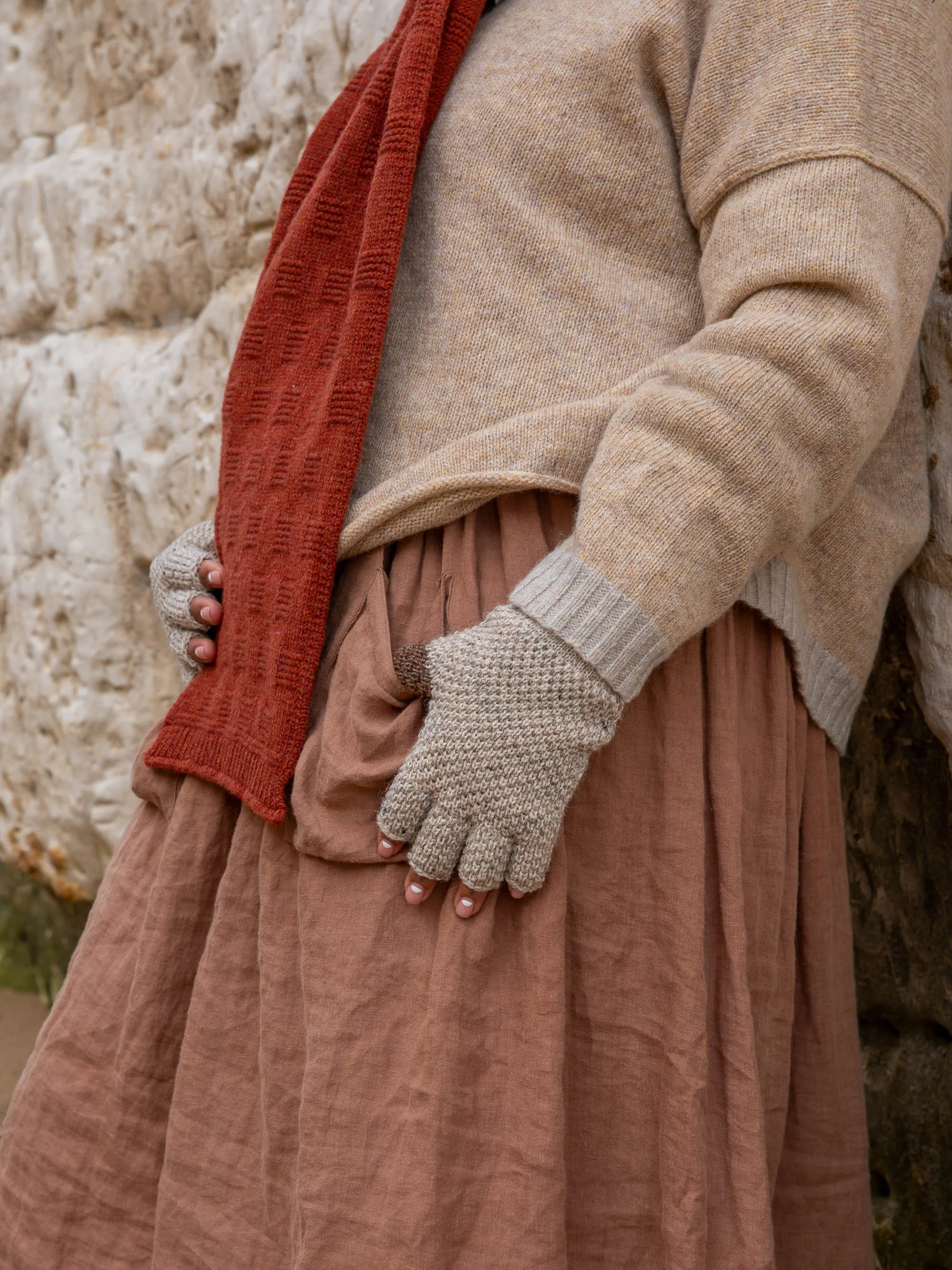 British Wool Fingerless Gloves | Un-Dyed Nepp