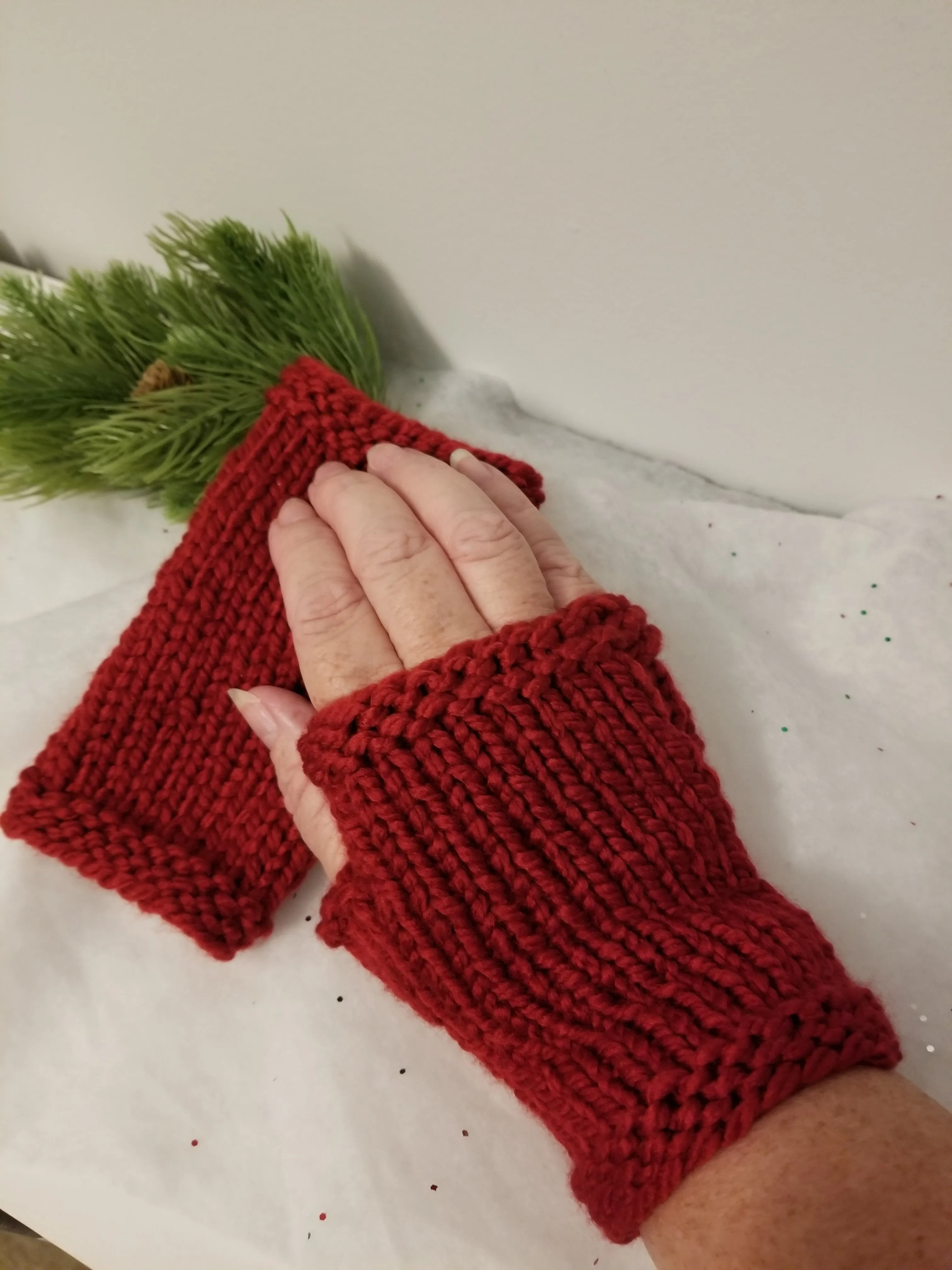 Fingerless Gloves - Red Velvet - Bulky Yarn - size (7")