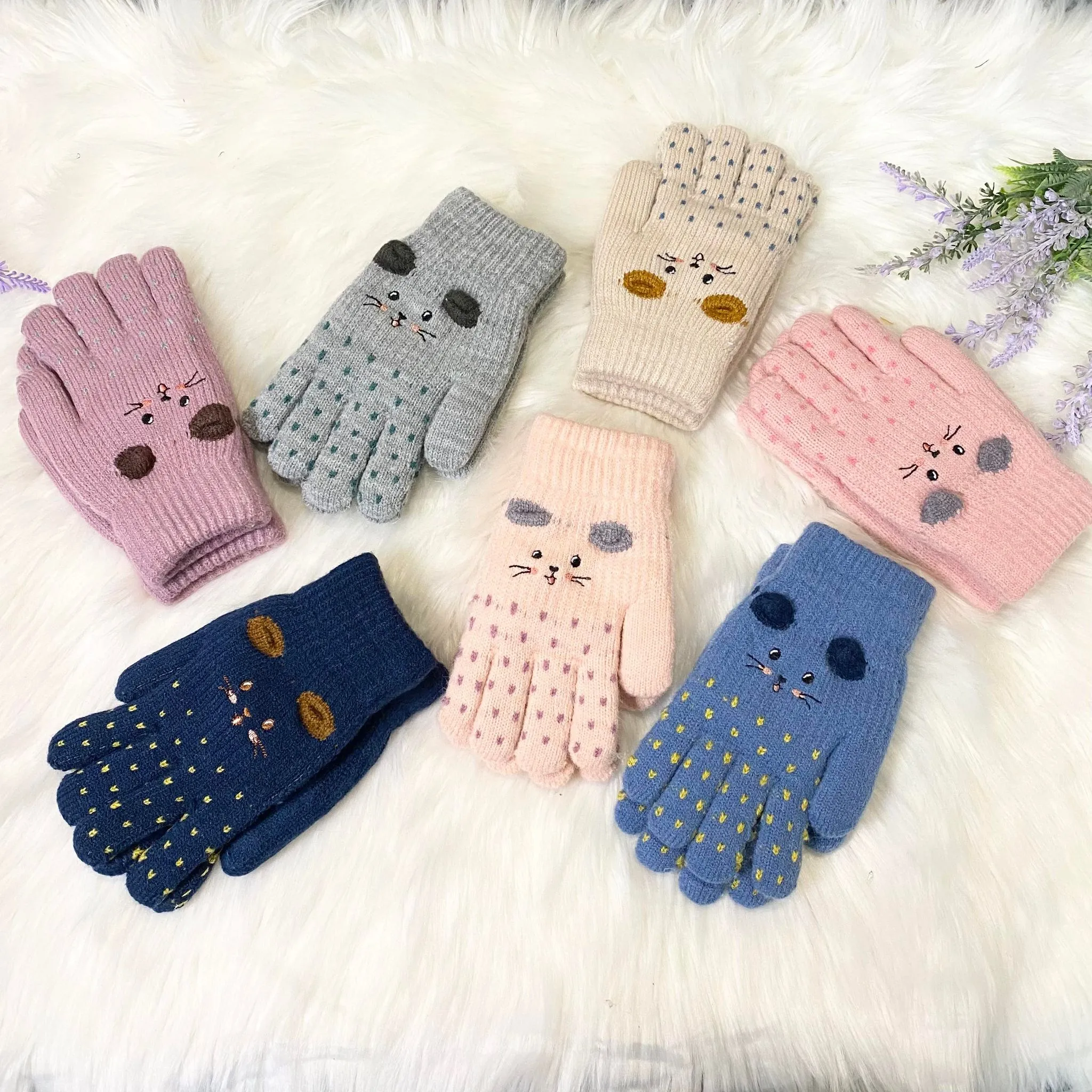 Kids Fleece Lined Knit Cat Design  Gloves