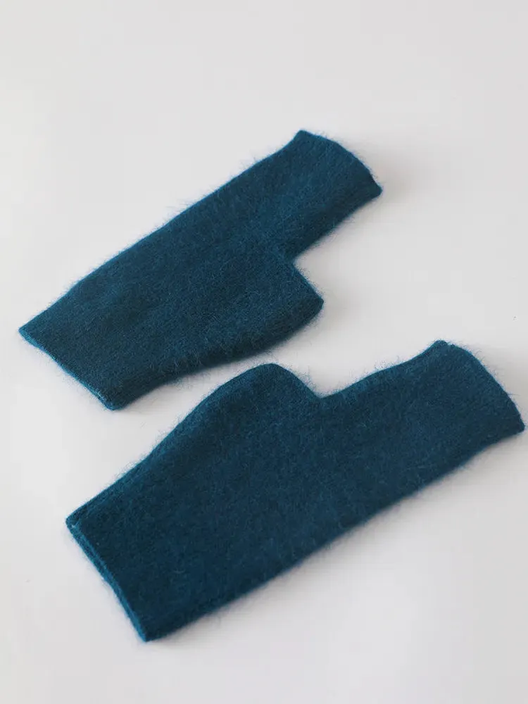 TEEK - Soft Fuzz Fingerless Gloves